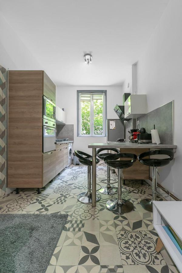 Le Gacon - Appartement Centre Ville 비시 외부 사진